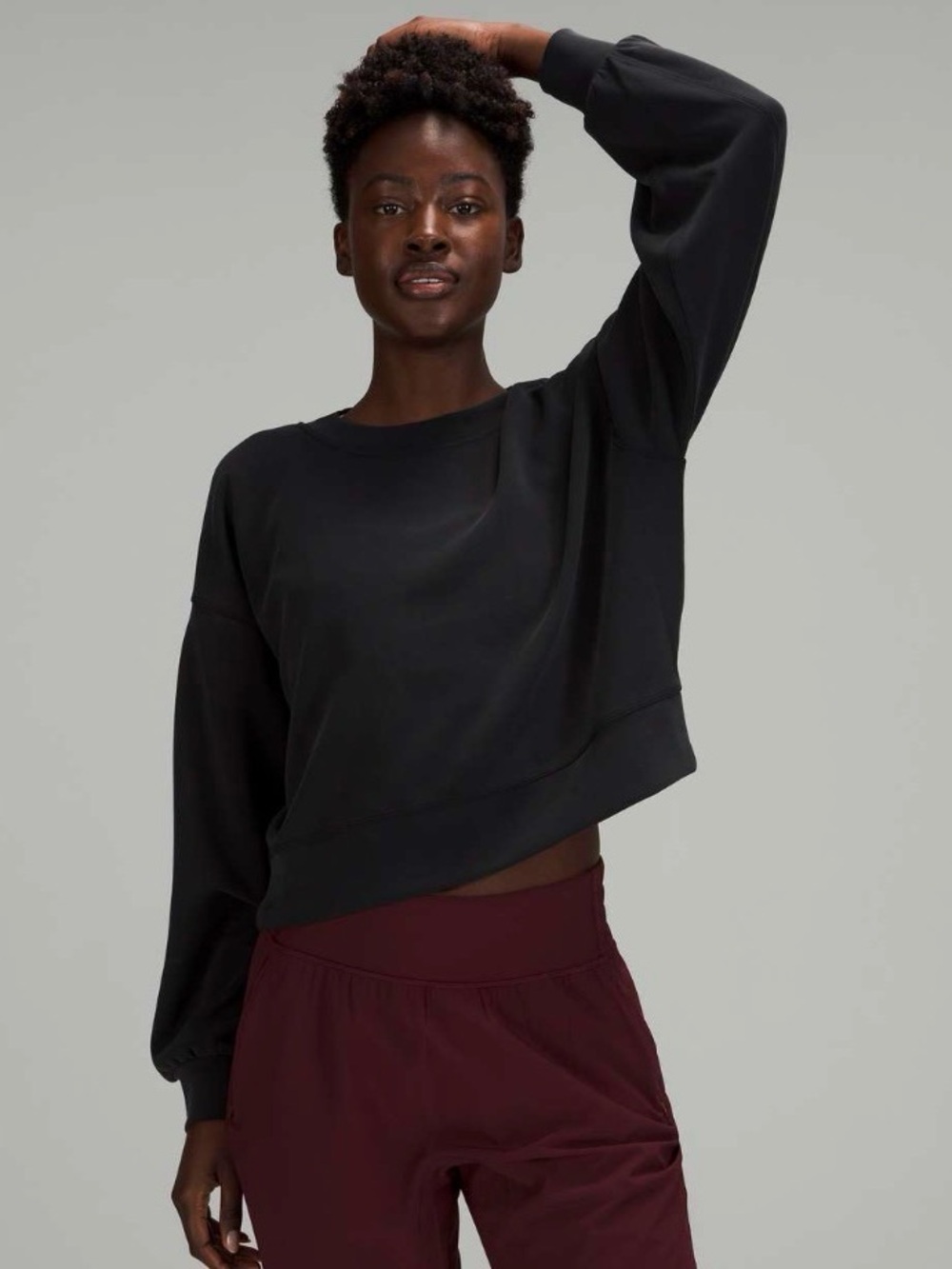 Lululemon Perfectly Oversized
Cropped Crew Softstreme black women's 10 lounge